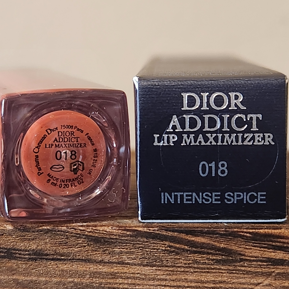DIOR ADDICT LIP MAXIMIZER PLUMPING GLOSS- INTENSE SPICE - Picture 3 of 5